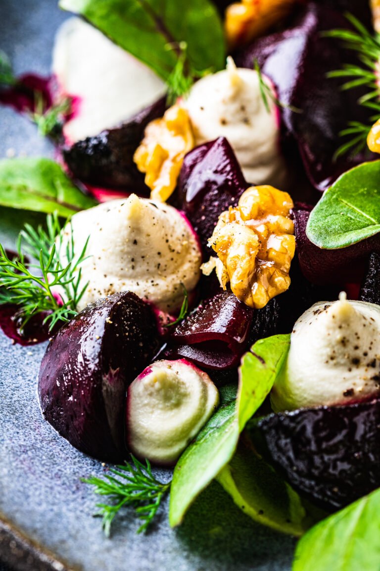 Beetroot salad with horseradish cream
