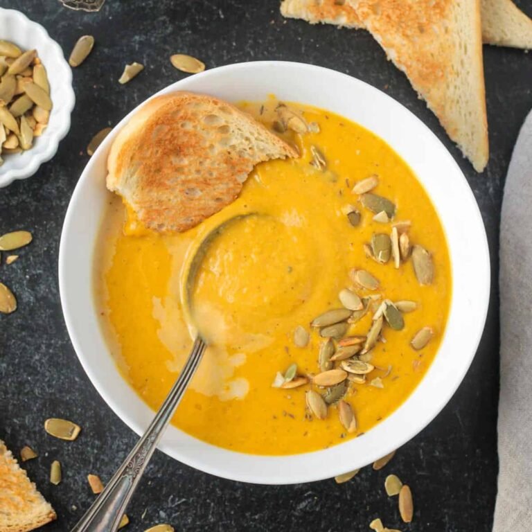Creamy Pumpkin White Bean Soup